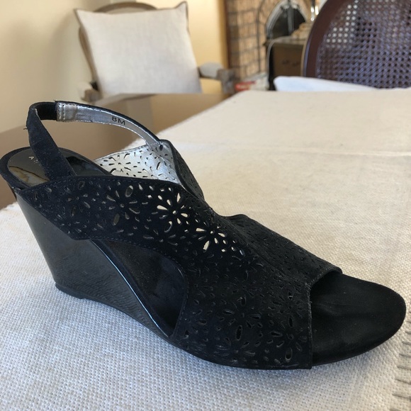 Anne klein - Picture 4 of 5